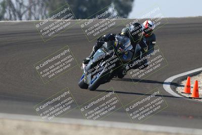 media/Nov-01-2025-TrackDaz (Sat) [[2b4d5192bc]]/B Group/1220pm (Turn 2 Outside)/